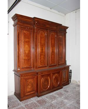 Grande Credenza doppio corpo Francese stile Luigi Filippo della prima metà del 1800