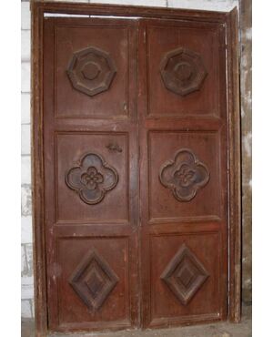 ptci377 door with carved panels, mis. h 208 cm x 132 cm
