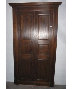Pti630 door with walnut frame, max cm 218 x 112 cm     