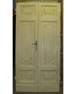 19th century lacquered Lombard door with two doors     
