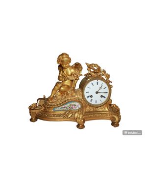 Orologio da tavolo Stile Luigi XV in Bronzo Dorato con Porcellana di Sevres