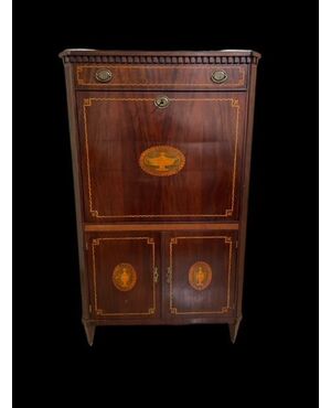 Inlaid secretaire, England, early 19th century     