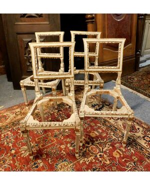 panc69 four Louis XVI lacquered chairs, cm 43 x 42 h 86     