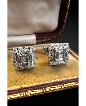 Orecchini  quadrati   con  Diamanti  1  ct.