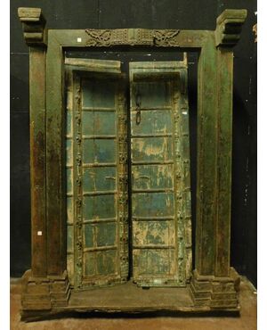 ptcr428 - ethnic door with frame, size max cm 142 xh 215     