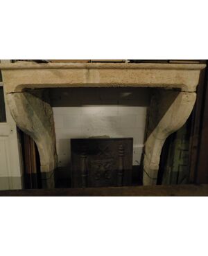 chp310 - Burgundy stone fireplace, cm l 149 xh 157     