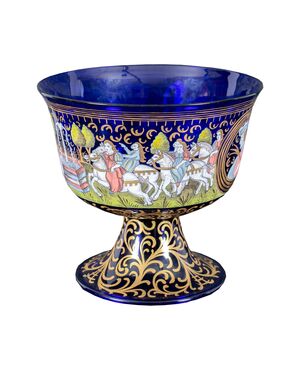 Coppa nuziale in vetro soffiato di Murano, dipinta in oro e in policromia - Manifattura Barovier & Toso. Murano, fine XIX sec.