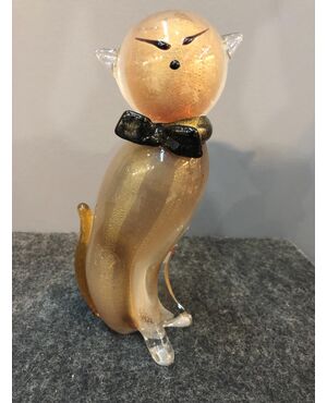 Blown glass cat. Manufacturing AveM, Murano.     