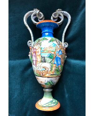 Majolica vase with historiated decoration, Molaroni manufacture, Pesaro.     