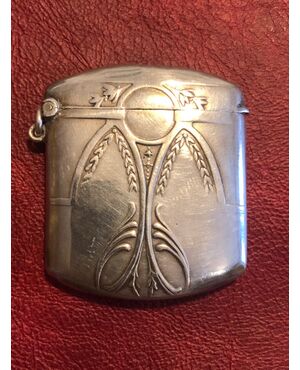 Silver matchbox with art nouveau decorations Italy.     