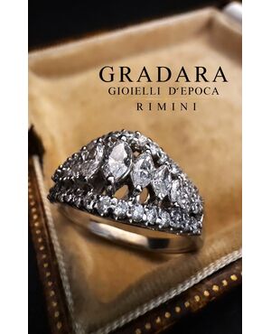 Anello  con  Diamanti  taglio  Marquise
