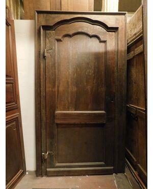 pti636 - walnut door with frame, XVIII century, cm l. 137 xh 247     