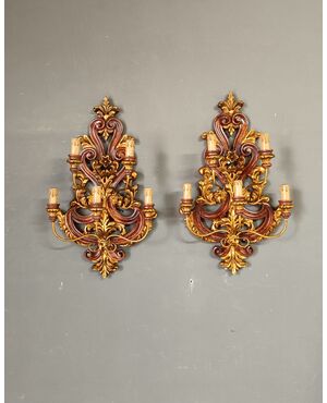 Coppia di applique in legno