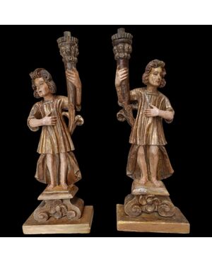 Bella coppia di angeli cerofori in legno policromo Italia Centrale XVI secolo