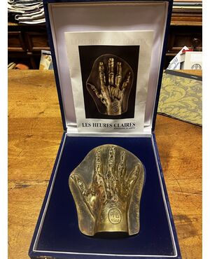 Mano destra del Maestro Salvador Dali