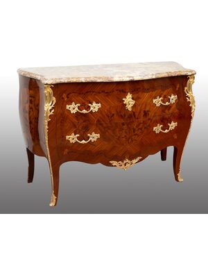 Cassettone antico Napoleone III Francese in legni esotici pregiati con piano in marmo. Periodo XIX secolo.