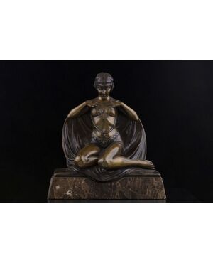 Scultura di Claire Colinet (Bruxelles 1885 - 1972), “Danzatrice orientale”