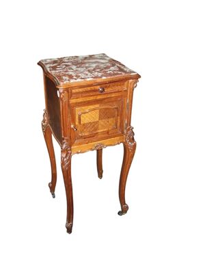 Comodino Francese Stile Luigi Filippo Con Intagli e Piano in Marmo XIX secolo