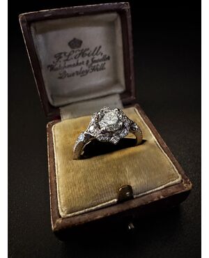 Anello  con  Diamanti  1.3  ct