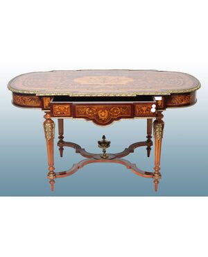 Tavolo da salotto Stile Luigi XVI del 1800 riccamente intarsiato e con bronzi