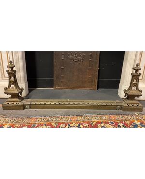 AL323 - Paracenere traforato, epoca '800, misure cm L 128 x H 45 x P 11