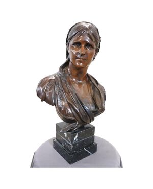 Bronzo firmato, busto di giovane donna secolo XX PREZZO TRATTABILE