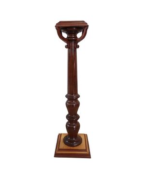 Colonna in legno di rovere secolo XX
