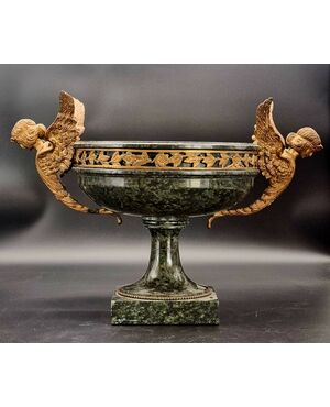 Coppa in marmo serpentino verde con montature in bronzo dorato – Fine XIX secolo