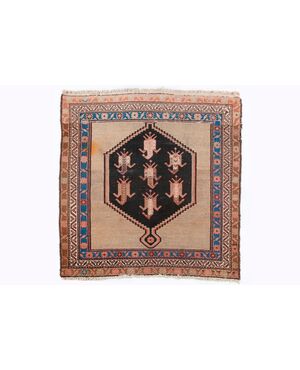 Tappeto persiano Malayer Mishan, 118x112,5 cm, inizio del XX secolo.