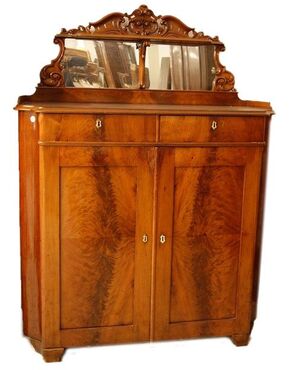 Antica credenza alta Nord Europa Biedermeier del 1800 con alzatina in mogano