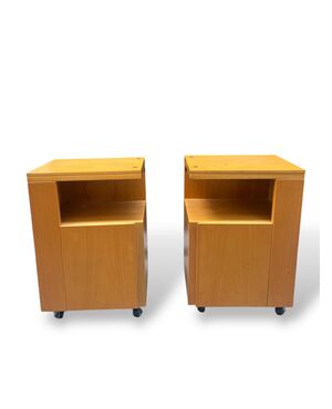 Coppia di comodini Michelucci