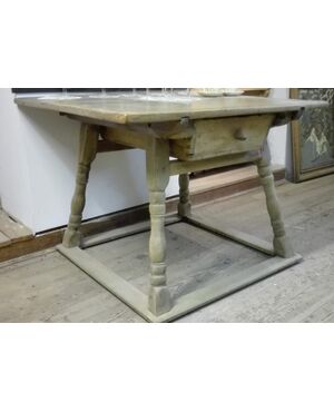 Tyrolean table     
