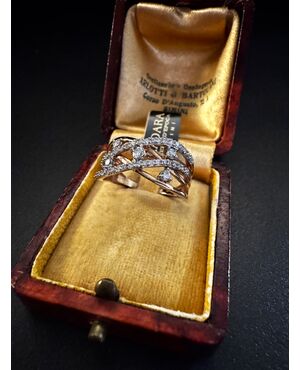 Anello  in oro rosa  con  Diamanti  