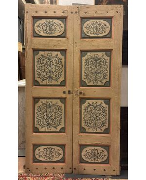 PTL702 - Porta in legno laccato con pannelli dipinti, epoca '700, misure cm L 122 x H 217