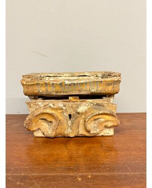 Antico elemosiniere in legno dipinto, XVIII sec, 24x11x15 cm