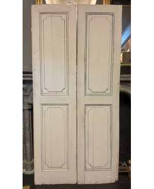 PTL703 - Porta laccate a due battenti bifacciale, epoca '800, misure cm L 92 x H 195