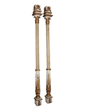Coppia di Colonne Alte Francesi stile Luigi XVI in Legno laccato e dorato