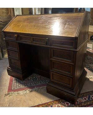 TAV317 - Bancone da reception in noce con intarsi, epoca '700, misure cm L 130 x H 105 x P 65