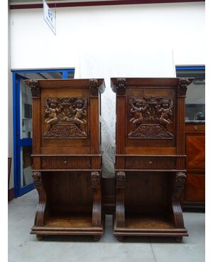 Coppia di credenze in rovere scolpite XIX sec. Francia