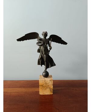 Dea della Vittoria in bronzo