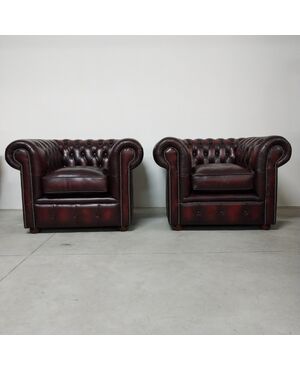 Nuova coppia di poltrone chesterfield club in pelle rosso bordeaux anticato inglese originale 