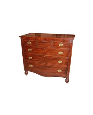 English mahogany chest of drawers from the first half of the 19th century, Regency style.