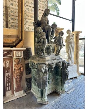  Grande Fontana in Bronzo del XIX Secolo