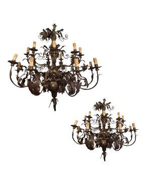 Coppia di lampadari in ottone