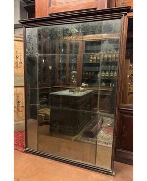 SPECC563 - Specchiera/ caminiera in legno laccato, epoca '700, misure cm L 155 x H 205