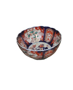 Piatto Centrotavola Imari Giapponese di fine 1800 in porcellana