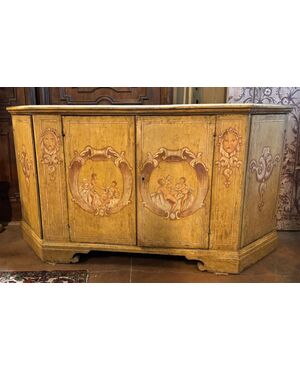 ARM248 - Credenza umbra dipinta, epoca '700, misure cm L 202 x H 103 x P 56