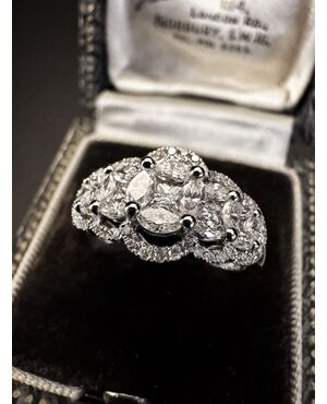 Fedina  con  Diamanti  taglio   Marquise 2  ct.
