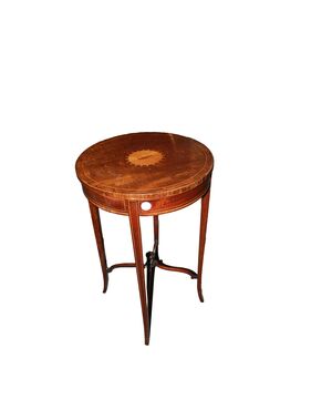 Piccolo tavolino Vittoriano in Legno di Mogano del 1800 con intarsi