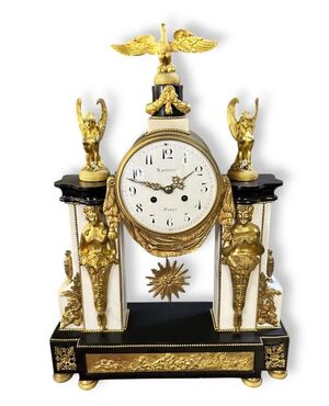  Orologio da Tavolo Impero in Marmo e Bronzo Dorato, XIX secolo